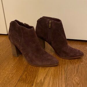 Booties, suede, 8 1/2, purple